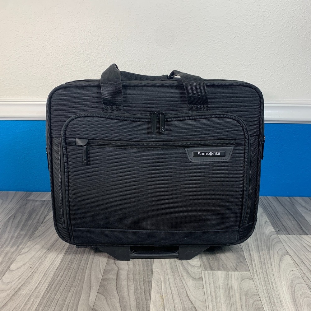 Samsonite Underseat Carry On Wheeled Business/Pilot/Flight Attendant Case